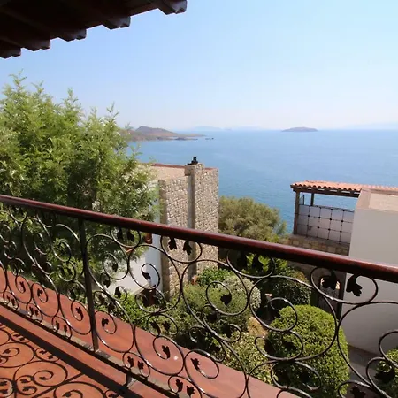 Gümüşlük Tramonto Evleri Daire Bodrum