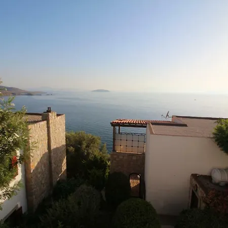 Gümüşlük Tramonto Evleri Daire Bodrum